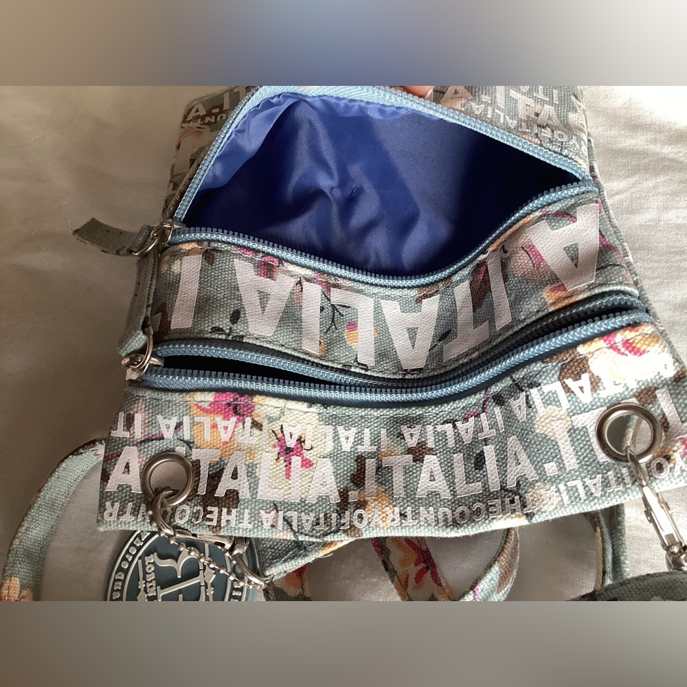 Robin Ruth cross body bag. - Picture 5 of 5